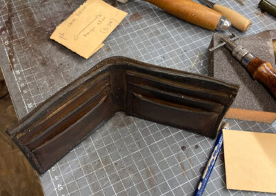 Portefeuille en cuir sur mesure