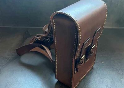 Sacoche de jambe pour motard et randonneur